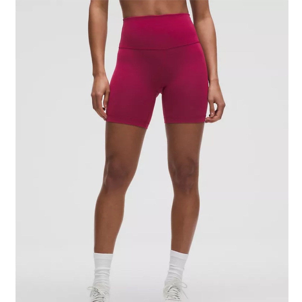 SOLD - Lululemon Wunder Train High-Rise Short 6”